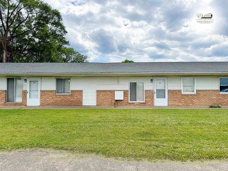 3202 Western Road — Photo 9