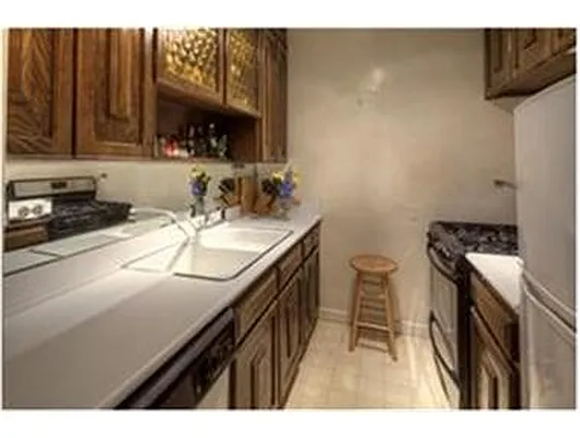 Sold by Douglas Elliman | media 10