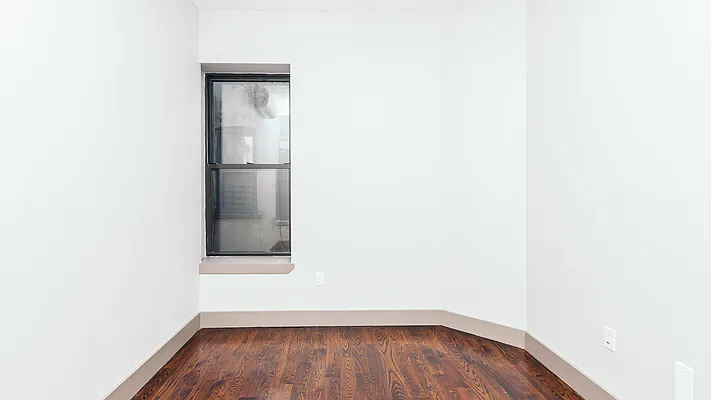 Rented by Isaac Silberstein, LREB | media 8