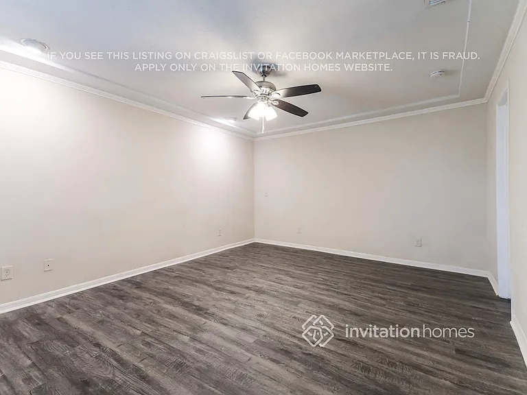 1717 Brighton Dr — Photo 7