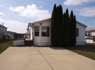 2062 Eastwood St, Greenwood, IN 46143