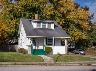 580 Stambaugh Ave, Sharon, PA 16146