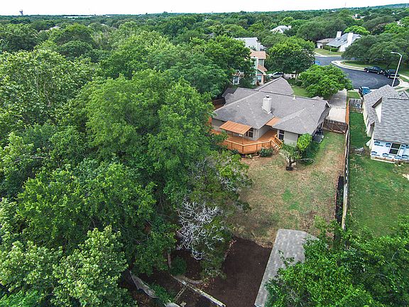 5th image of 2621 Armstrong Dr