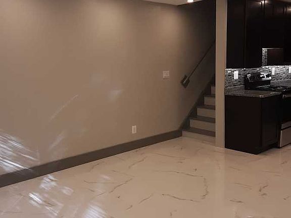3rd image of 149 Union St #1-149-01