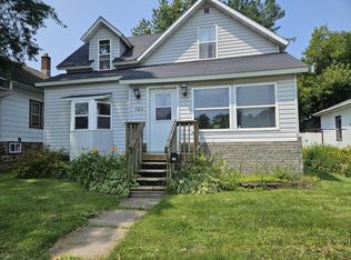 304 N Maple Ave, Marshfield, WI 54449