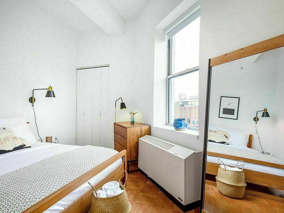 1st image of 20 Exchange Pl APT 3802