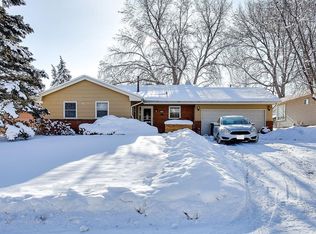 3300 Hilldale Ave NE, Saint Anthony, MN 55418