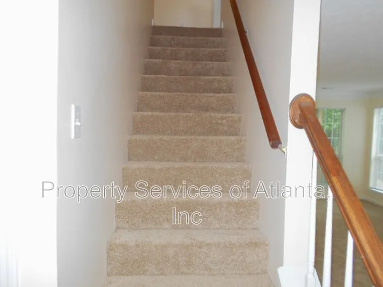 11215 Abbotts Station Dr — Photo 16