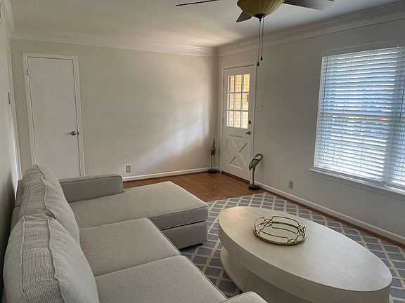 4th image of 10209 Lakemere Dr