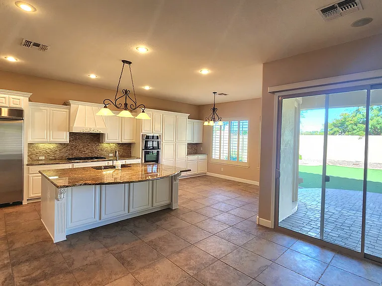 3840 E San Mateo Way — Photo 11