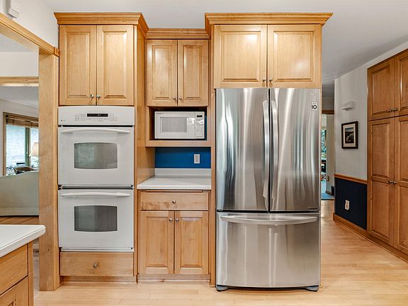 5th image of 2999 Stinson Ct