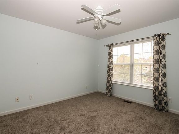 5th image of 10215 Creekstone Ct