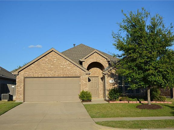 3rd image of 413 Roger Graves Cir