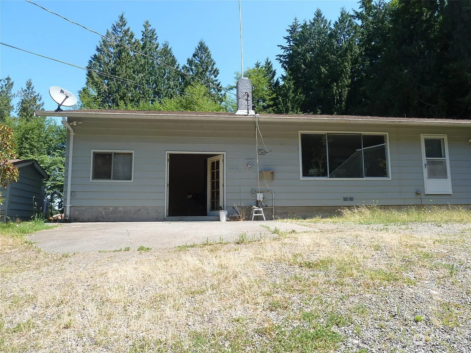4612 Noon Road photo 1