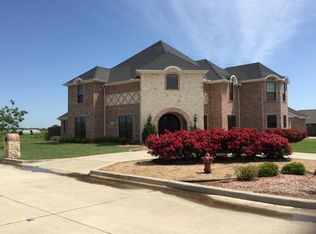 1300 Nortman Dr, Gainesville, TX 76240