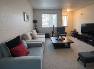 645 Adams St APT 5, Davis, CA 95616