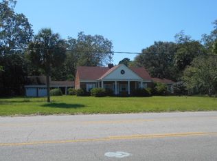 12524 Cottonwood Rd, Cottonwood, AL 36320
