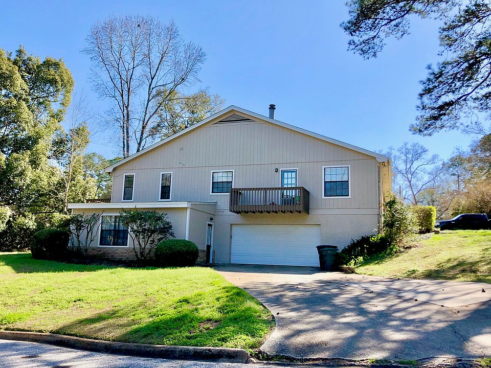 1st image of 3752 Donovan Dr #C