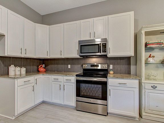 4th image of 89 Brittany Ln