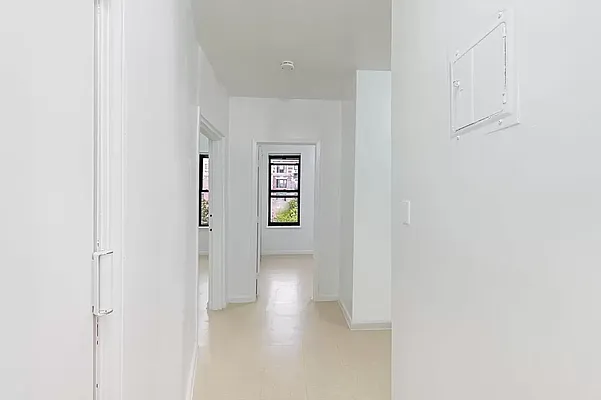 Rented by REAL New York | media 15