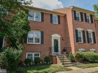 3135 Bradford Wood Ct, Oakton, VA 22124