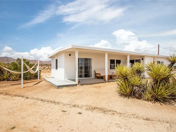 55921 Ornelas Ln, Landers, CA 92285