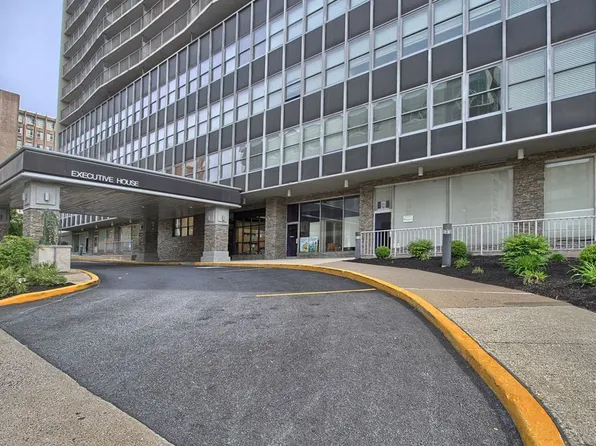 Executive House Apartments