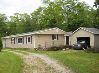 8678 E Lewisburg Rd, Peru, IN 46970