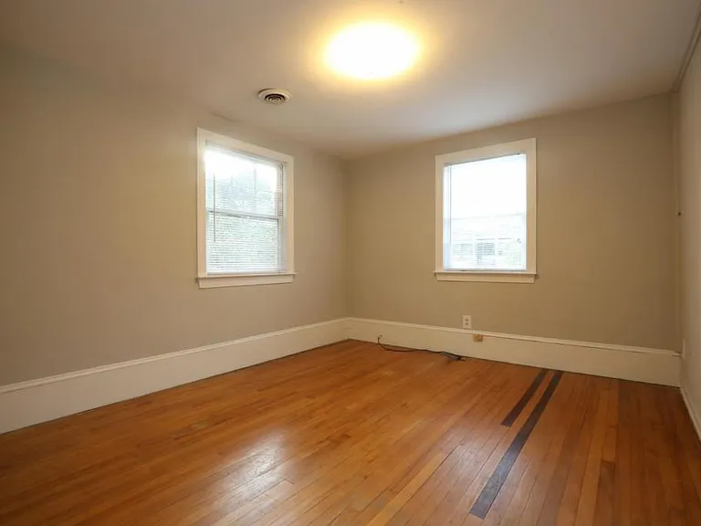 849 Bryan St — Photo 18