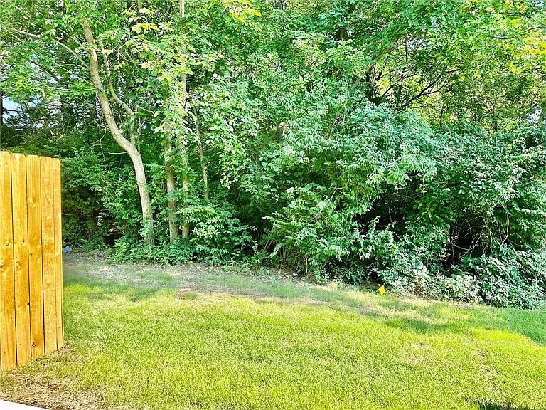 911 N Rupple Rd #106 — Photo 39