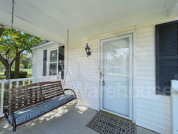 4th image of 1619 Laurel Ave