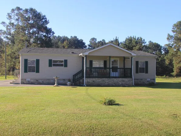 341 Baytree Dr, Thomasville, GA 31792