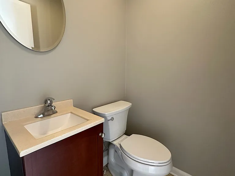 26 W Couch St — Photo 5