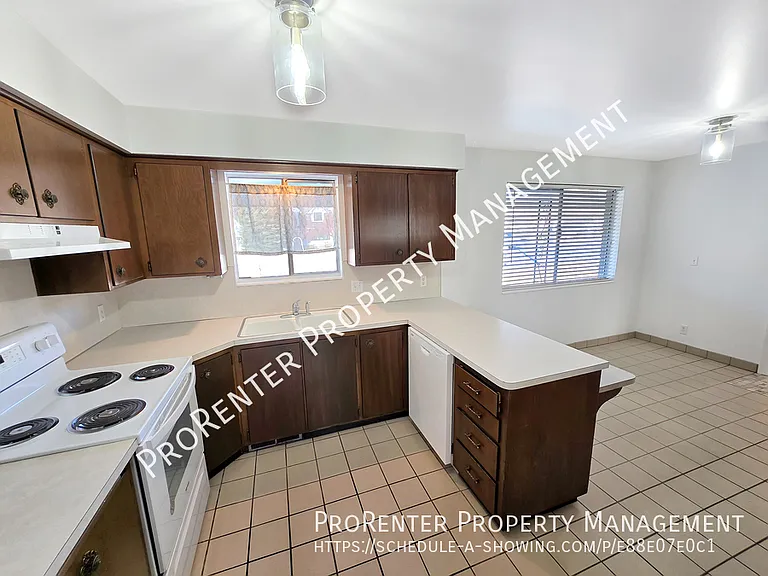 1347 W 1800 N — Photo 12