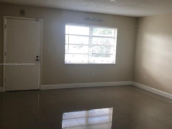 3rd image of 130 NE 202nd Ter APT S22