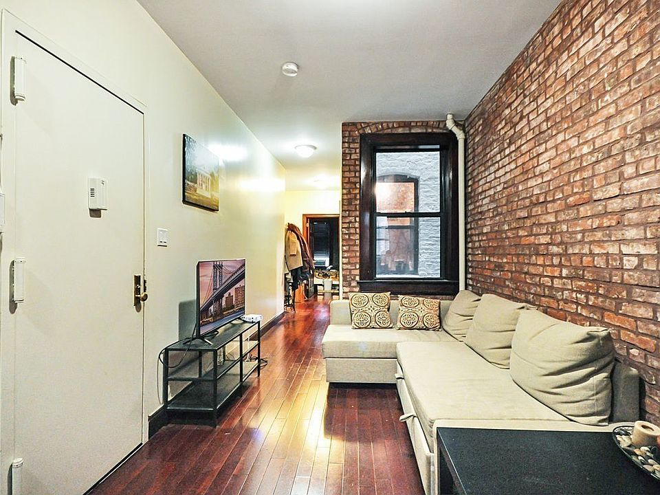 1st image of 424 Amsterdam Ave APT 4S