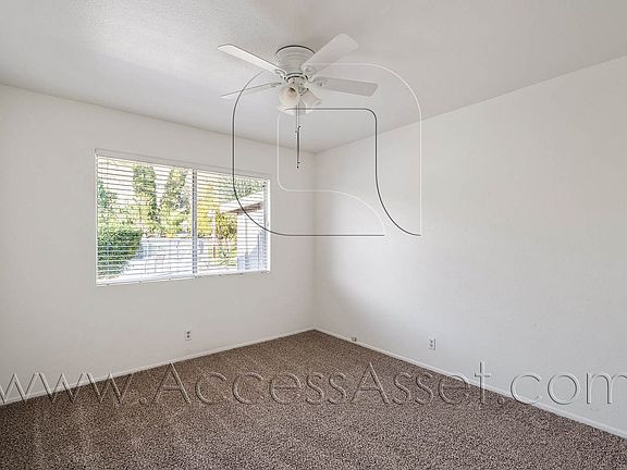 4th image of 150 E Lakeshore Dr Unit 30