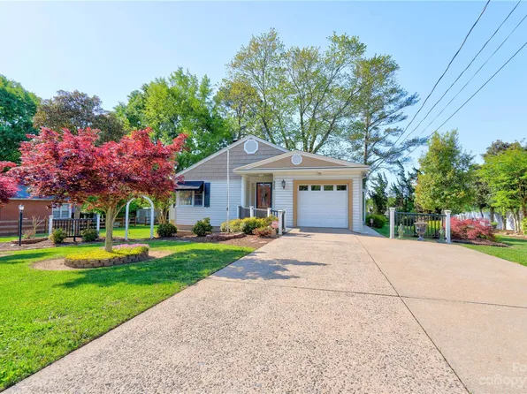 903 W Elm St, Shelby, NC 28150