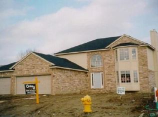 55178 Rasberry Dr, Macomb, MI 48042