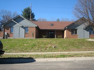 2201 Shadowood Cir, Bellbrook, OH