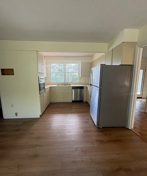 2406 Browns Mill Rd — Photo 2