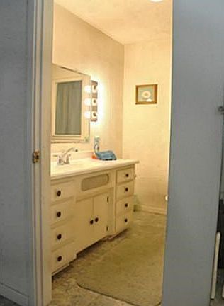5th image of 2512 Hillcrest Dr