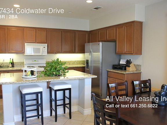 5th image of 27434 Coldwater Dr
