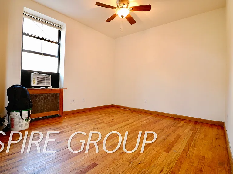 646 10th Ave #2B — Photo 6