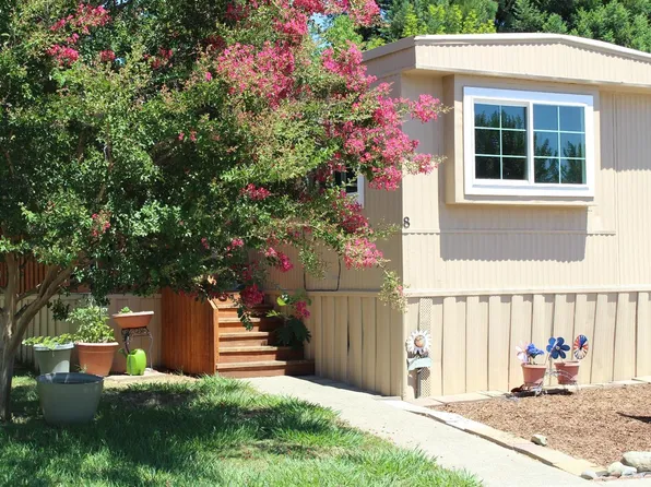 350 Pleasant Valley Rd Space 8, Diamond Springs, CA 95619