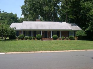 630 Edgemont Rd, Charlotte, NC 28211