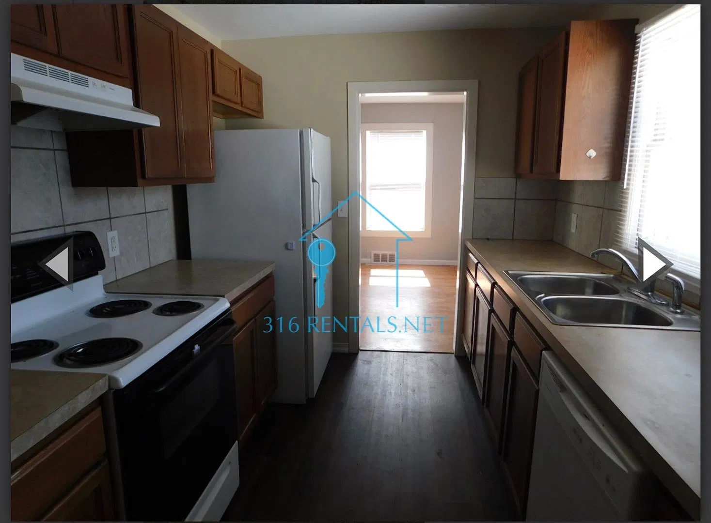**Coming Soon** $1,175/mo - 302 Kelly - 3 Bedroom / 1 Bathroom — Photo 4
