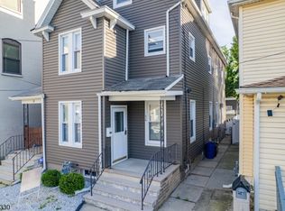 70 W Cherry St, Rahway, NJ 07065