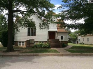 202 E Main St, Haven, KS 67543