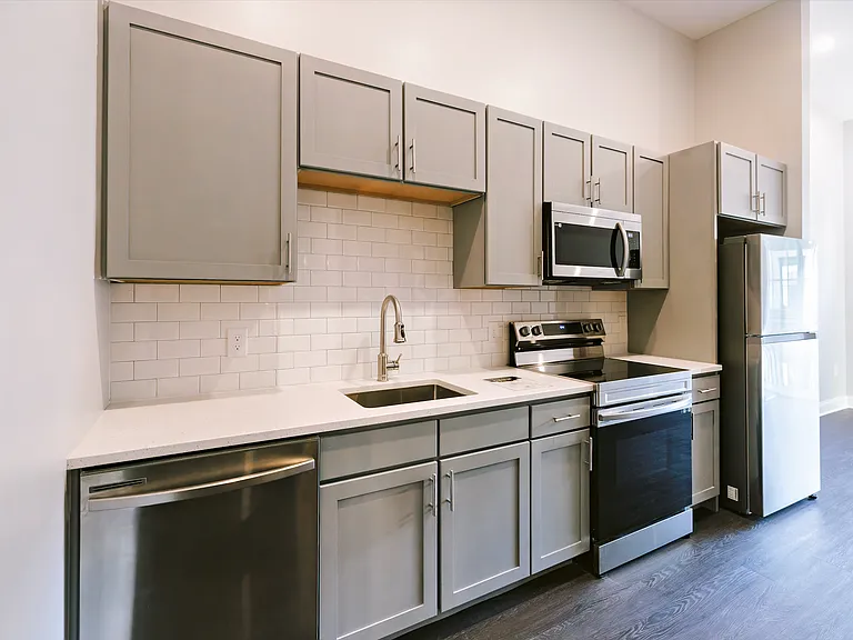 The Hartman (Alcove Studio): Kitchen